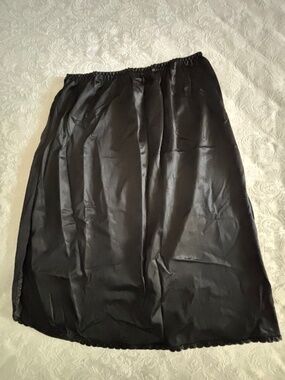 Pink Lady Black Half Slip
